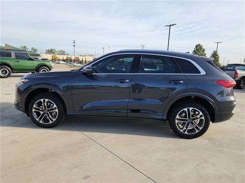 New 2025 Audi Q5 Premium image 4