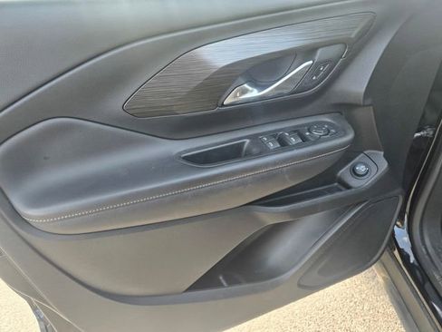 Used 2022 GMC Terrain SLE w/ Driver Convenience Package image 21