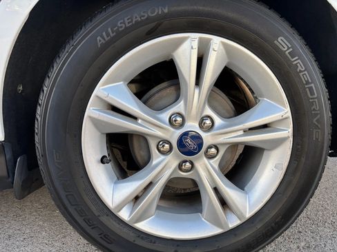 Used 2014 Ford Focus SE image 45