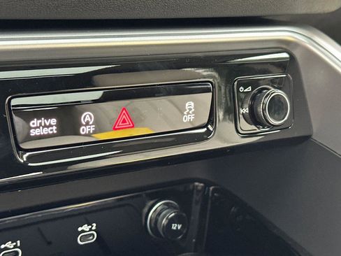 New 2025 Audi Q5 Premium Plus image 20