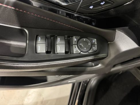 Used 2023 Chevrolet Traverse RS AWD/4WD image 18