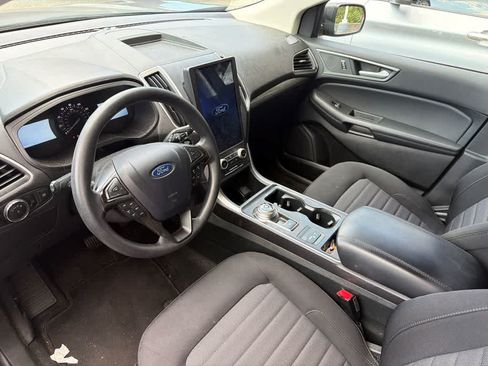 Used 2024 Ford Edge SE w/ Cargo Accessory Package AWD/4WD image 7