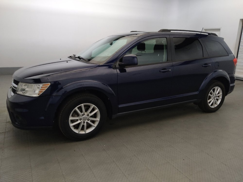 Used 2017 Dodge Journey SXT FWD image 2