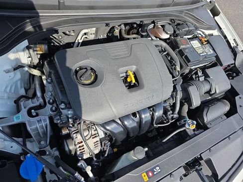 Used 2020 Hyundai Elantra SEL FWD image 45