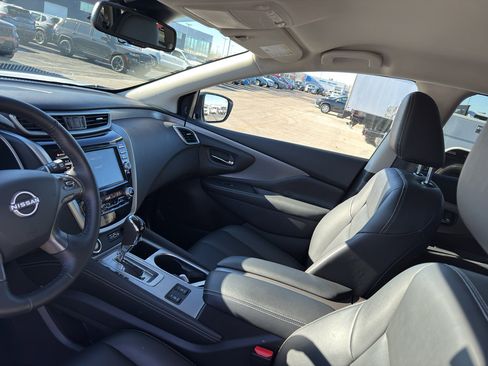 Certified 2024 Nissan Murano SV w/ SV Midnight Edition Package image 25