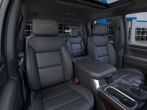New 2026 Chevrolet Silverado 1500 High Country AWD/4WD image 16