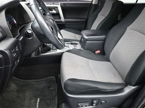 Used 2016 Toyota 4Runner SR5 image 16