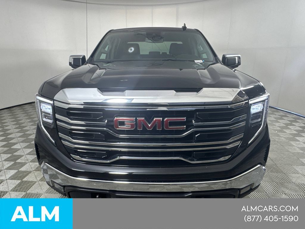 Used 2025 GMC Sierra 1500 SLT RWD image 2