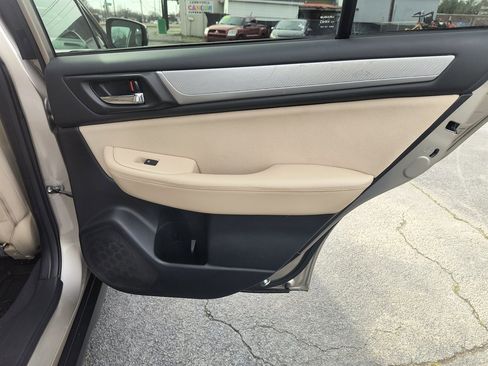 Used 2019 Subaru Outback 2.5i Premium w/ Popular Package #2 image 26