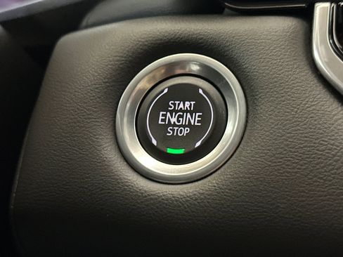 Used 2024 GMC Canyon Elevation w/ Convenience Package RWD image 33