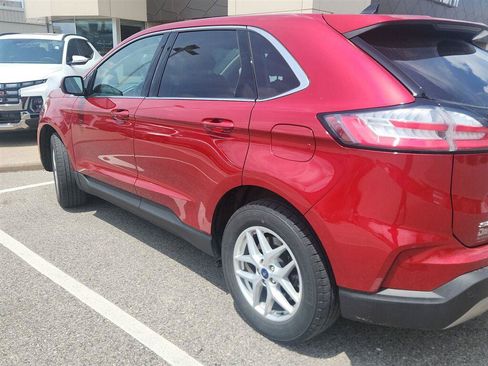 Used 2022 Ford Edge SEL w/ Convenience Package AWD/4WD image 6