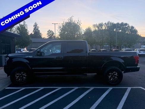 Used 2018 Ford F150 Lariat w/ Equipment Group 502A Luxury AWD/4WD image 2