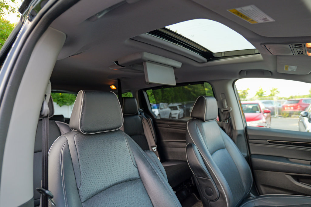 Used 2023 Honda Odyssey Elite image 38
