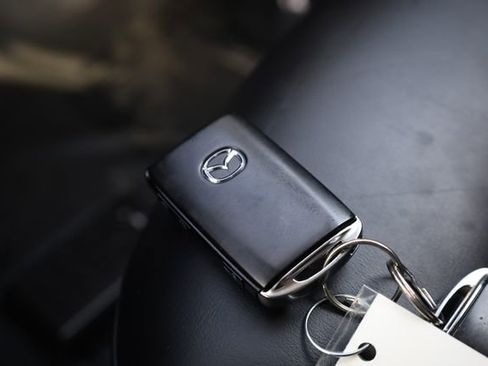 Used 2020 MAZDA CX-5 Touring image 32