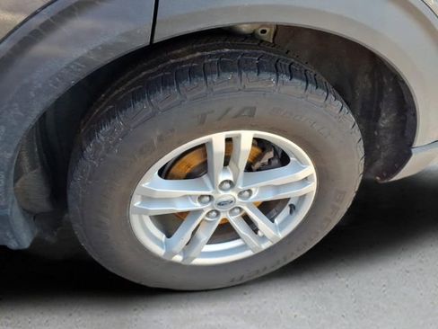 Used 2020 Ford Explorer XLT w/ Class III Trailer Tow Package image 20