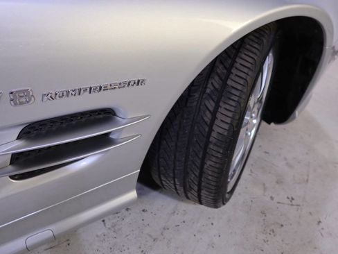 Used 2005 Mercedes-Benz SL 55 AMG SL 55 AMG 2dr Convertible image 47