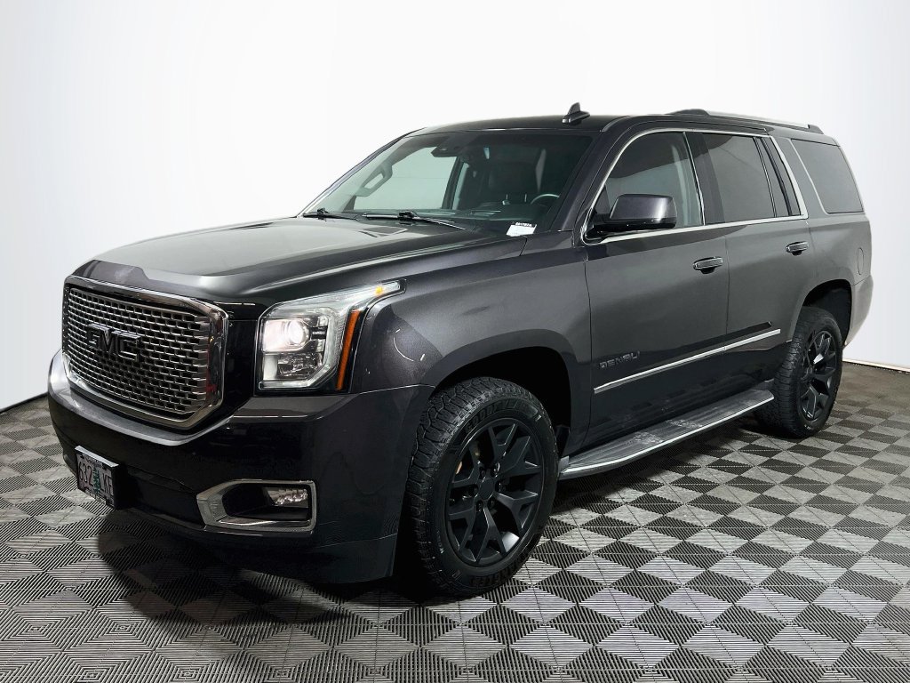 Used 2016 GMC Yukon Denali w/ Open Road Package AWD/4WD image 3