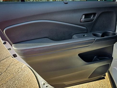 Used 2022 Honda Passport TrailSport image 34