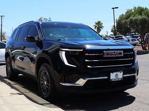 Used 2025 GMC Acadia Elevation FWD image 14