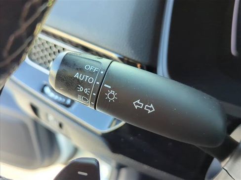 Used 2023 Honda Civic Sport image 17