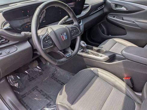 Used 2024 Buick Envista Preferred w/ Convenience I Package FWD image 11