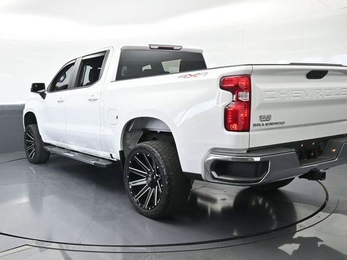 Used 2020 Chevrolet Silverado 1500 LT w/ All-Star Edition image 4
