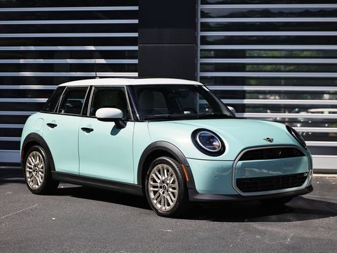 Used 2026 MINI Cooper S FWD image 1