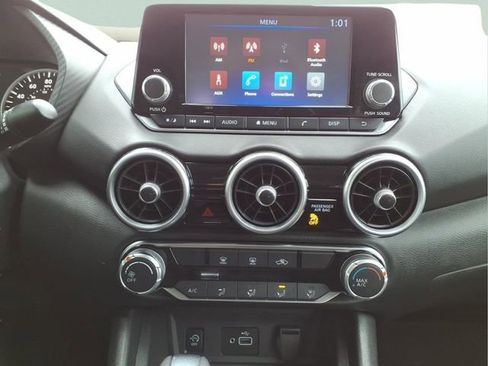 Used 2024 Nissan Sentra S image 19