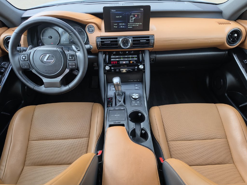 Used 2024 Lexus IS 300 w/ Comfort Package RWD image 12