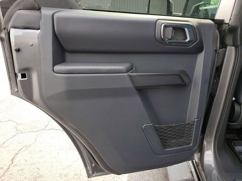 New 2025 Ford Bronco Badlands image 14