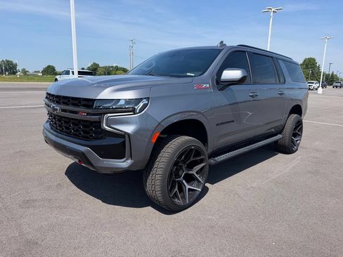 Used 2022 Chevrolet Suburban Z71 AWD/4WD image 1