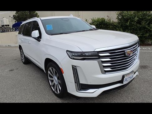 Used 2021 Cadillac Escalade Premium Luxury Platinum RWD image 3
