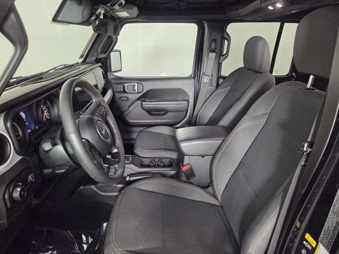 Certified 2025 Jeep Wrangler Unlimited Sport AWD/4WD image 11