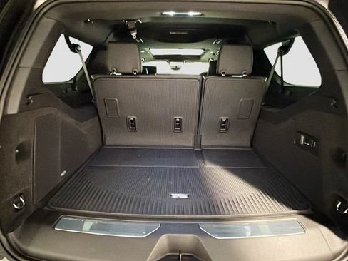 New 2026 Cadillac Escalade ESV Luxury w/ LPO, Floor Liner Package AWD/4WD image 25