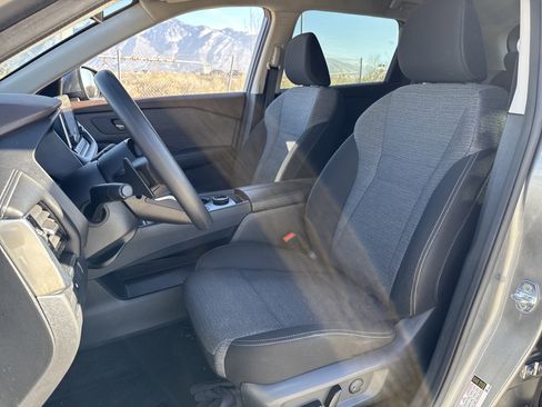 Used 2022 Nissan Rogue SV image 18