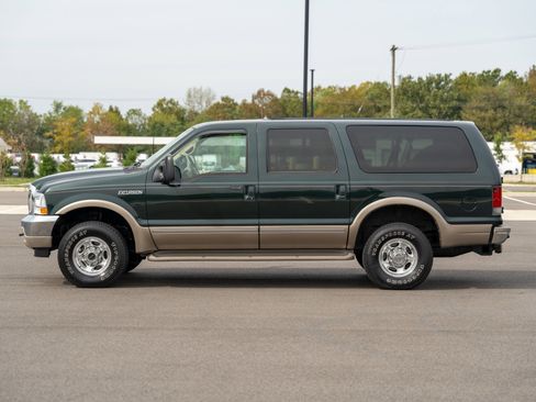 Used 2002 Ford Excursion Limited image 3