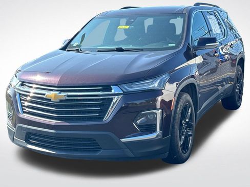 Used 2023 Chevrolet Traverse LT FWD image 6