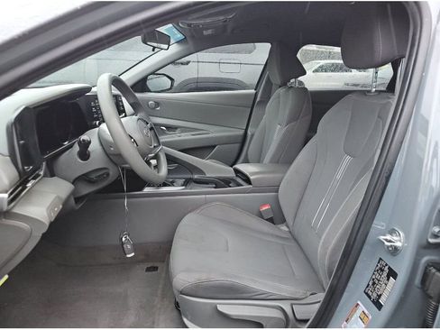 Used 2021 Hyundai Elantra SEL image 10