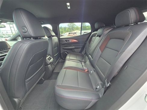 New 2025 Chevrolet Equinox EV RS image 5