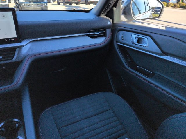 New 2026 Ford Explorer ST-Line w/ ST-Line Street Pack RWD image 16