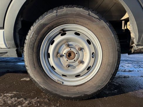 Used 2019 Ford Transit 150 XL image 13