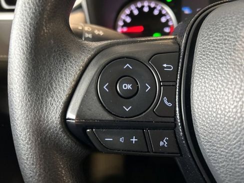 Used 2019 Toyota RAV4 LE image 62