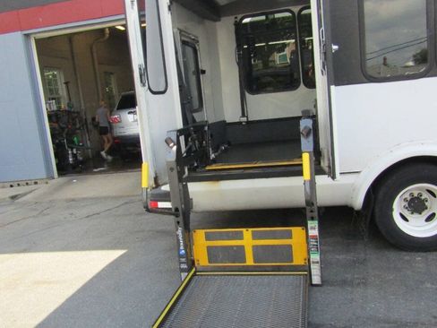 Used 2016 Ford E-350 and Econoline 350 Super Duty w/ Shuttle Bus Prep Package RWD image 2