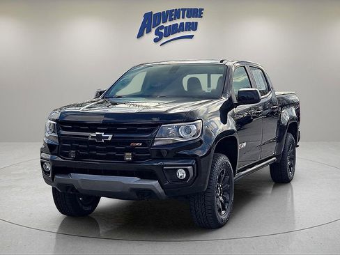 Used 2022 Chevrolet Colorado Z71 w/ Z71 Midnight Edition image 2