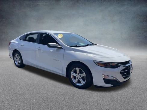 Used 2024 Chevrolet Malibu LT FWD image 4