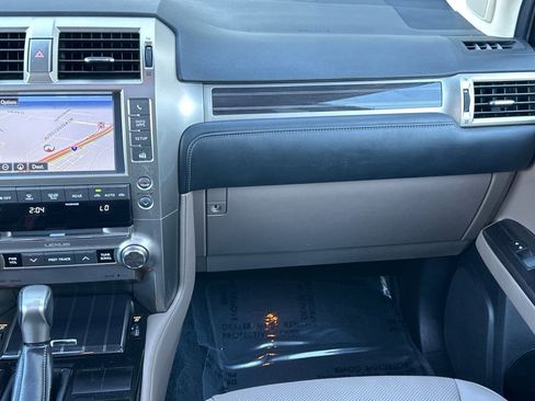 Certified 2021 Lexus GX 460 Premium w/ Premium Package image 30