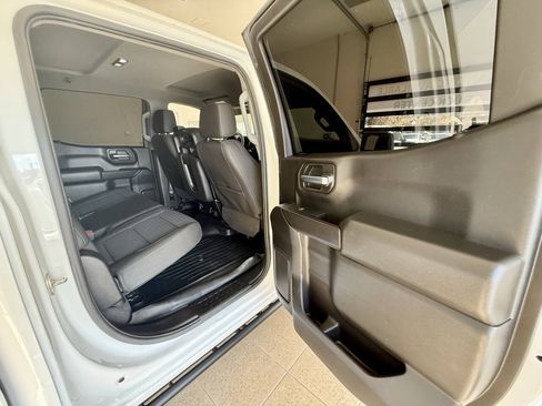 Used 2023 Chevrolet Silverado 1500 Custom AWD/4WD image 20