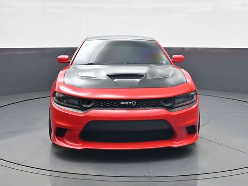 Used 2017 Dodge Charger SRT Hellcat w/ Harman/Kardon Audio Group image 2
