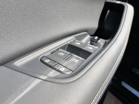 Used 2024 Audi Q8 Premium Plus w/ Premium Plus Package image 15