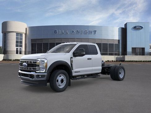 New 2026 Ford F550 4x4 Supercab Super Duty image 2